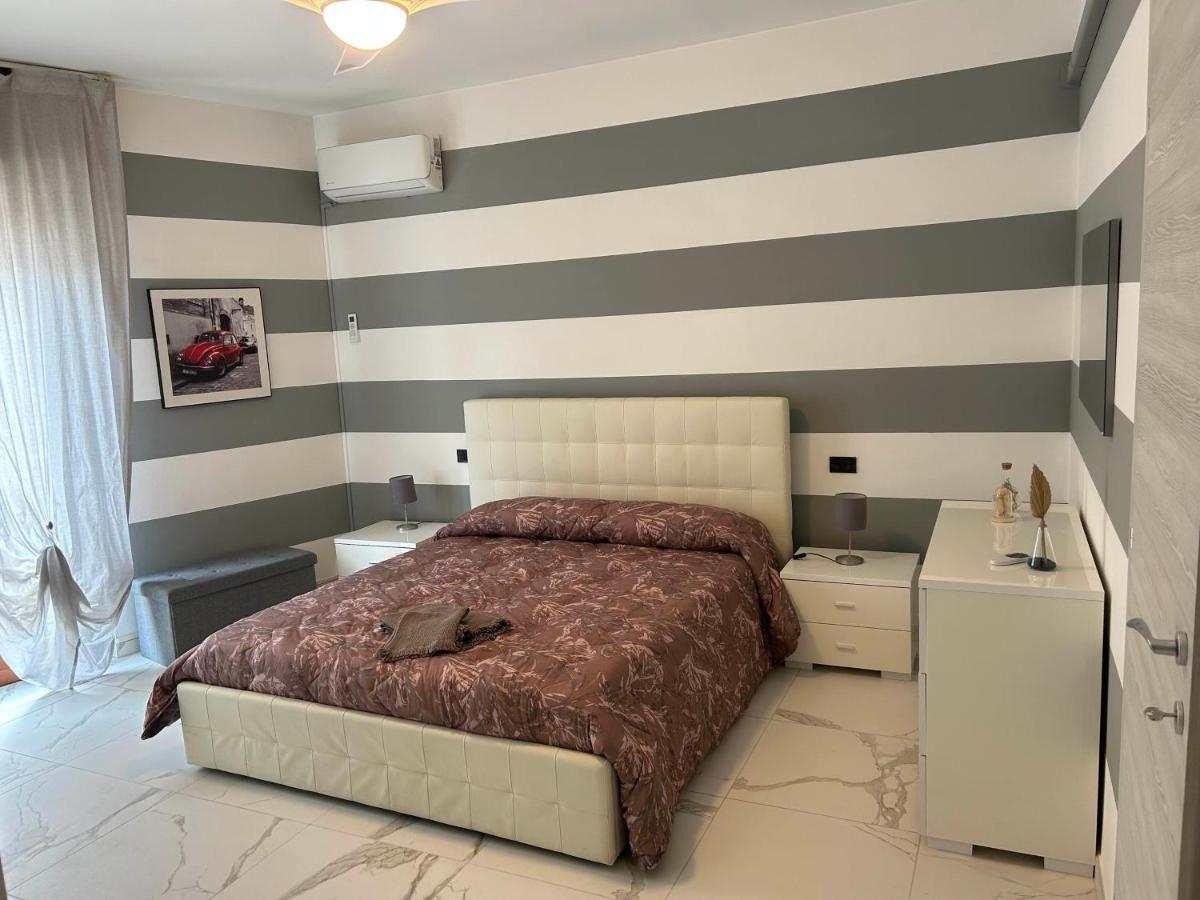 Marconi67 Apartment Desenzano del Garda Ngoại thất bức ảnh